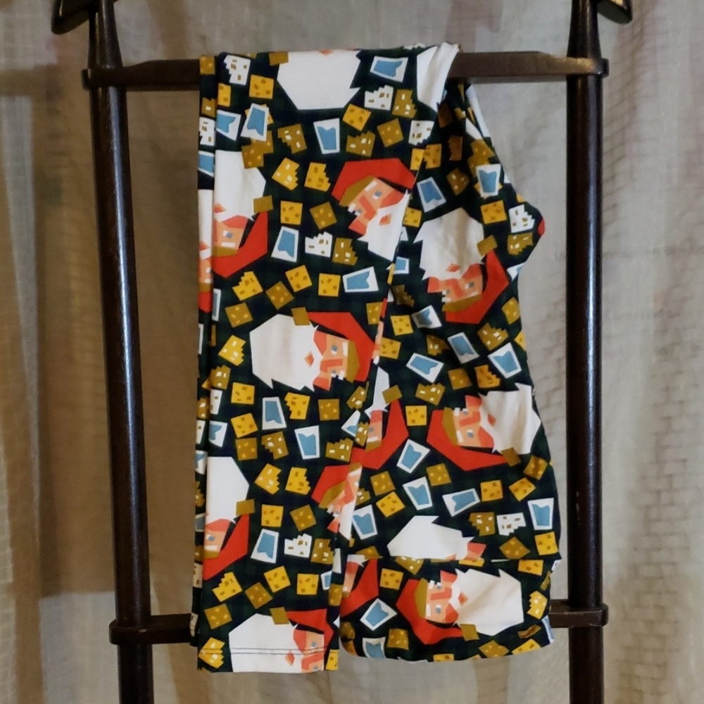 EUC RARE LuLaRoe Santa Milk & Cookies Leggings🦄